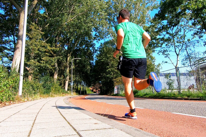 hardloopschema 60 minuten achter elkaar hardlopen