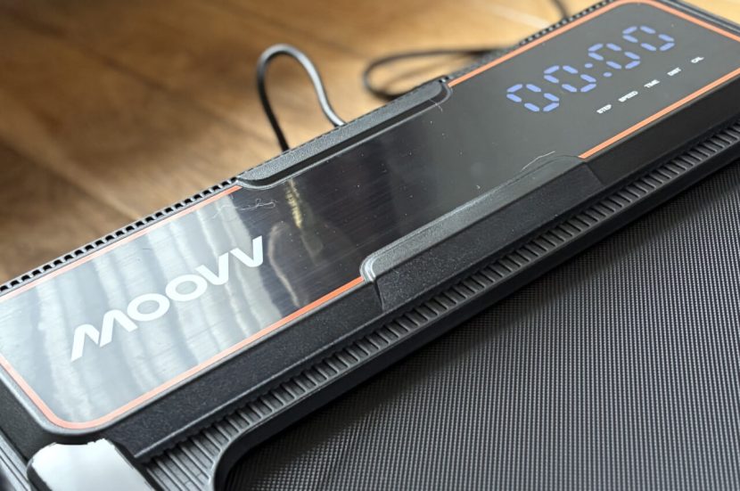 Review van de Moovv SmartStep Pro V2 Incline loopband