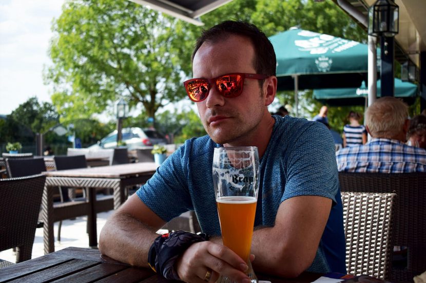 Biertje drinken na het hardlopen binnekort de Brewery Run Rotterdam