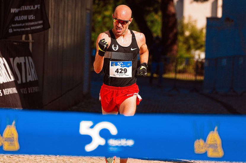 De gemiddelde tijd van een halve marathon
