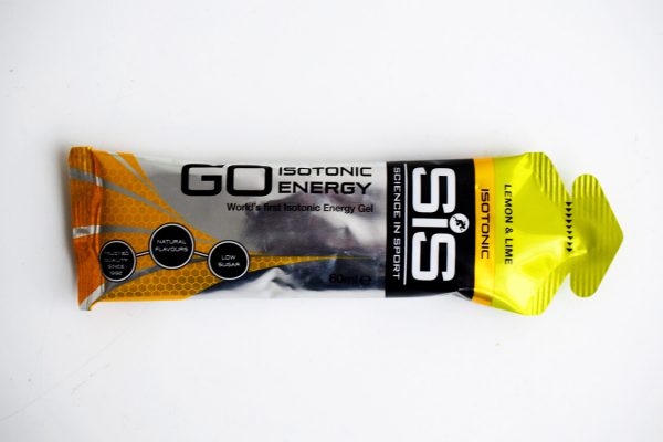 SiS Go isotinic energie energiegel met citrus smaak - tijdens de energiegels test