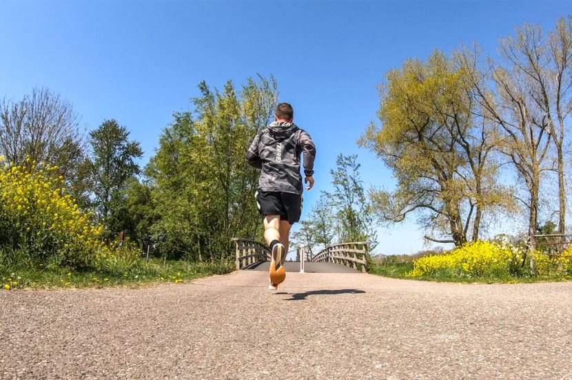 Het hardloopschema 10 kilometer in 40 minuten