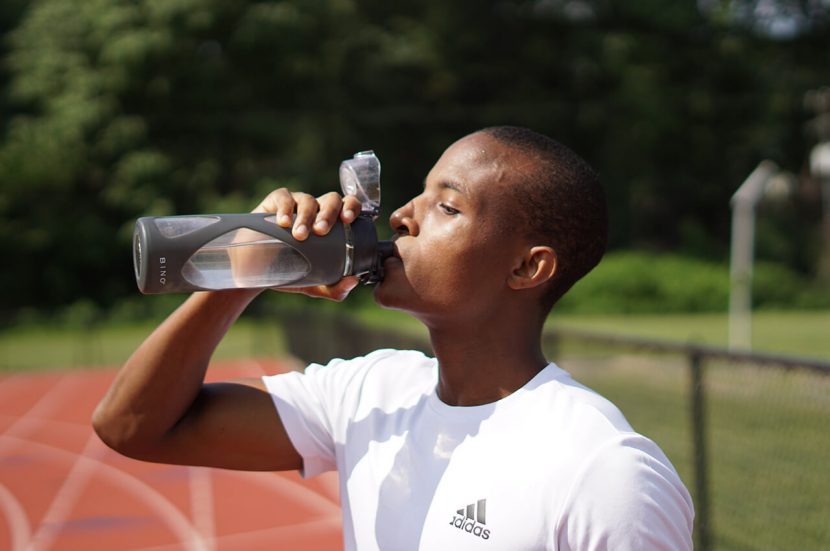 Voorkom een klotsende buik met hardlopen