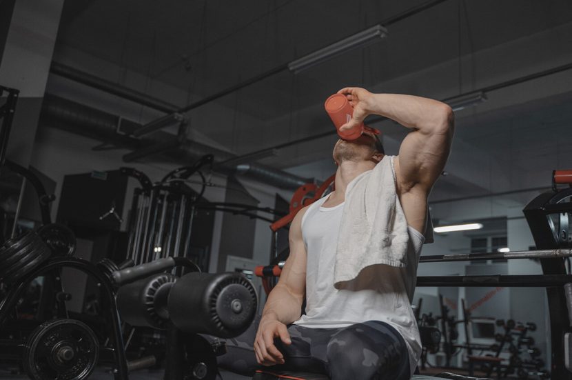 Pre-workout: Hoe bereid je je goed voor op een training?