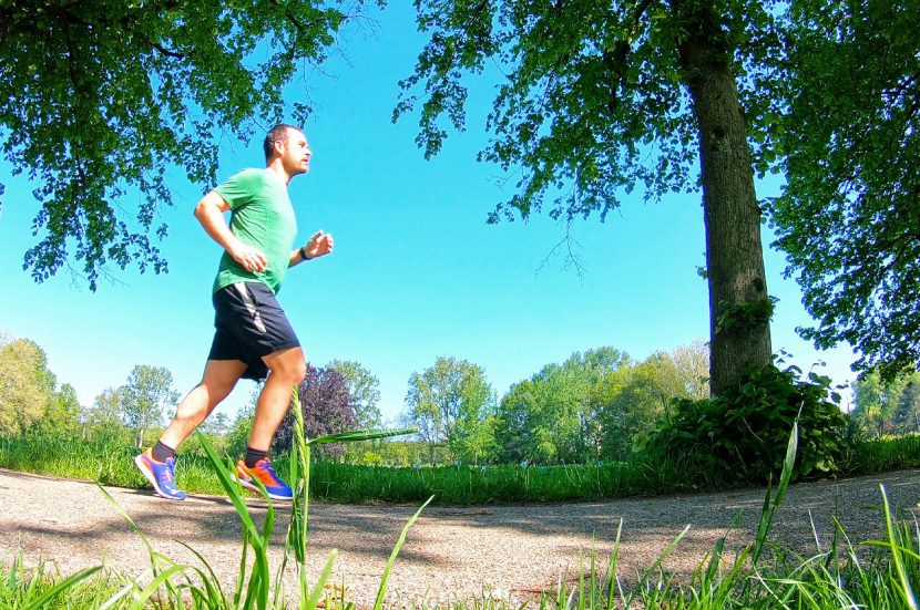 Een goede romphouding is belangrijk bij het hardlopen