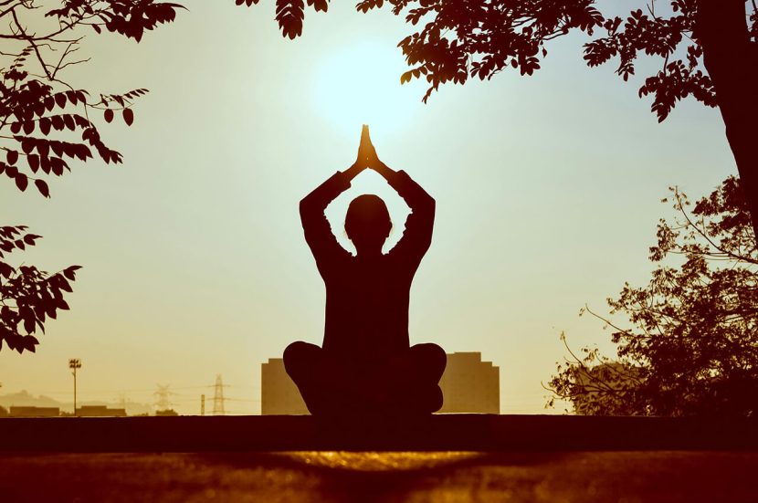 Wat is het verschil tussen yoga en pilates?