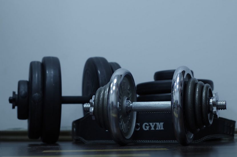 Verstelbare dumbbells kopen - halterset